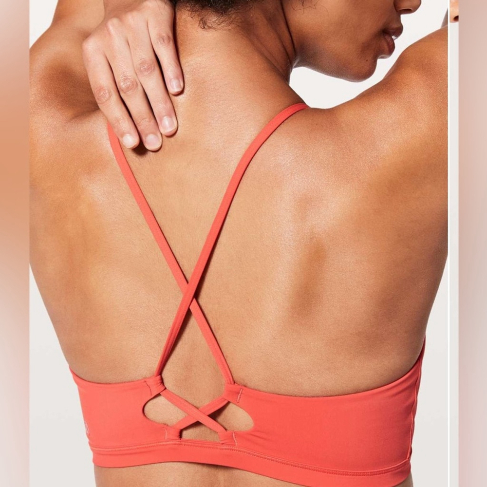 Lululemon Shoreline Top
Red Orange